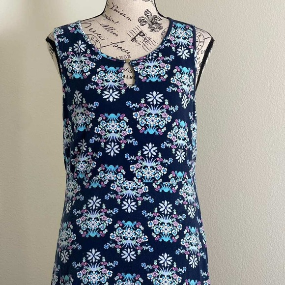 Talbots Womens Medium Navy Blue Floral Medallion Sleeveless Maxi Dress ID5252 - Picture 6 of 7